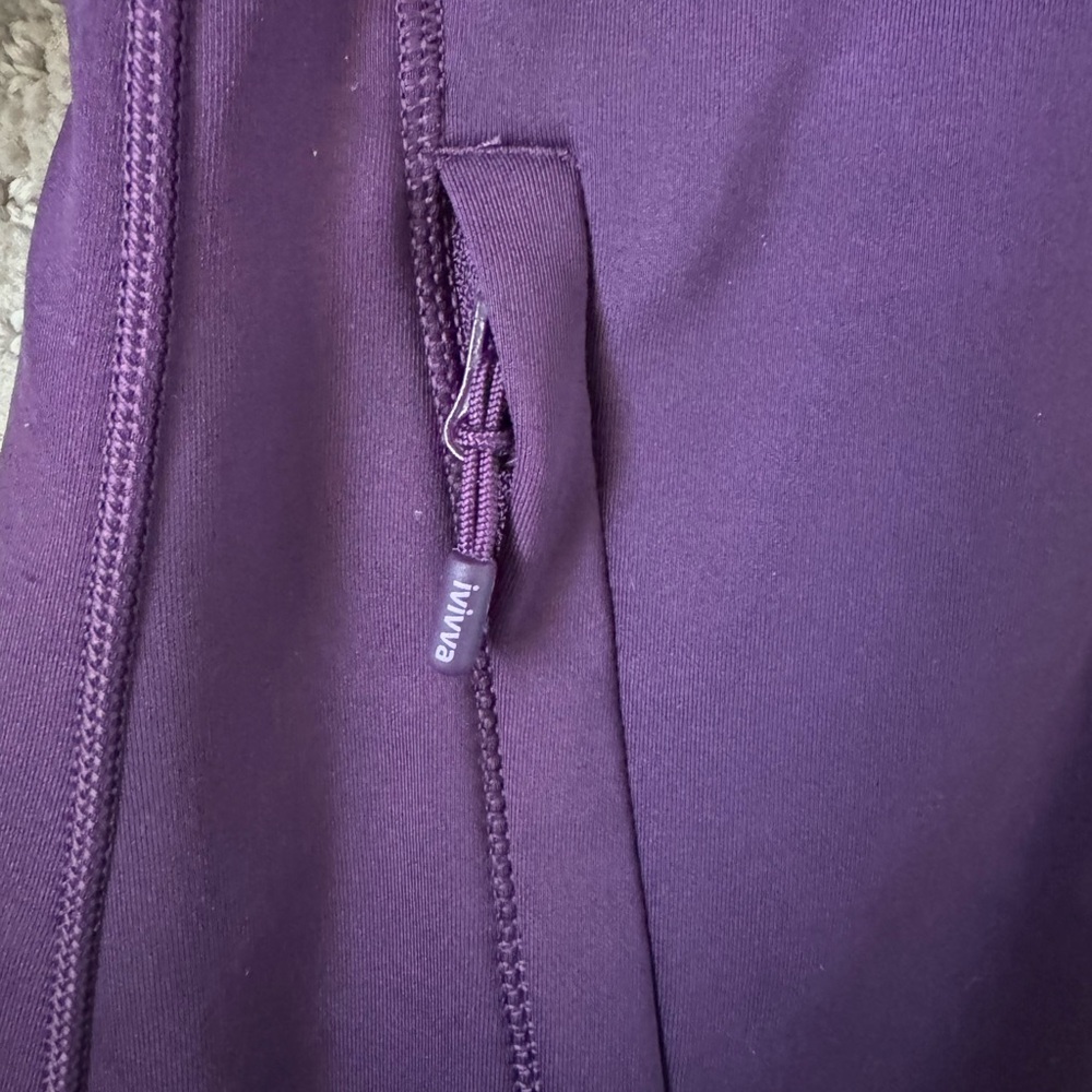 Ivivva  practice jacket - Picture 4 of 8